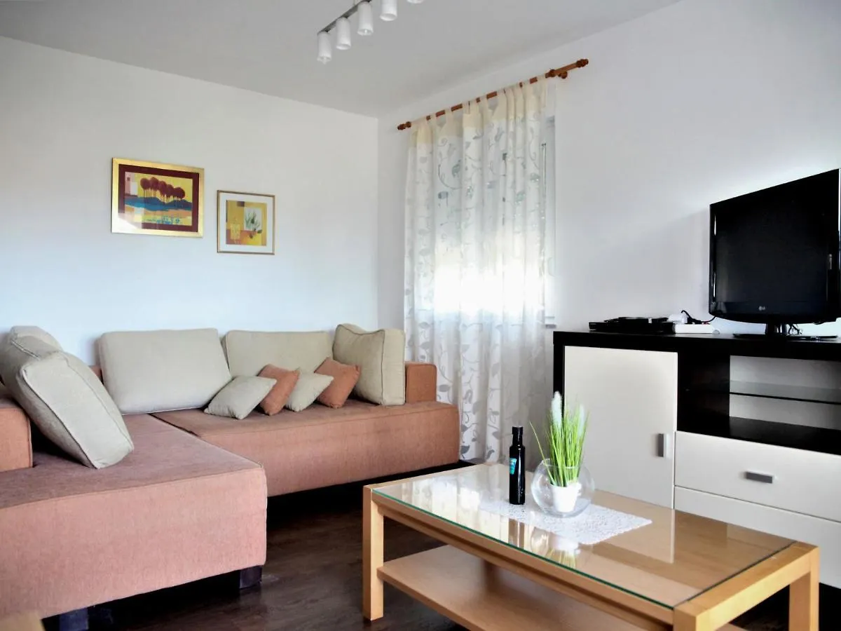 Apartment Tatjana-1 Ugljan